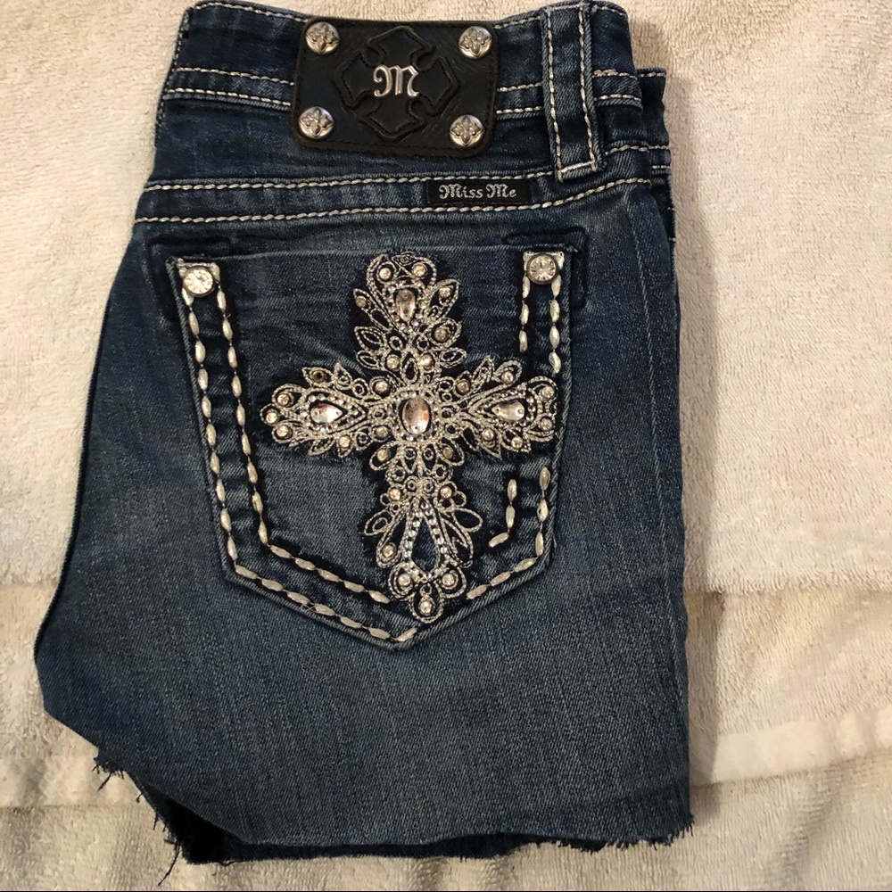 Miss me jeans shorts size 27